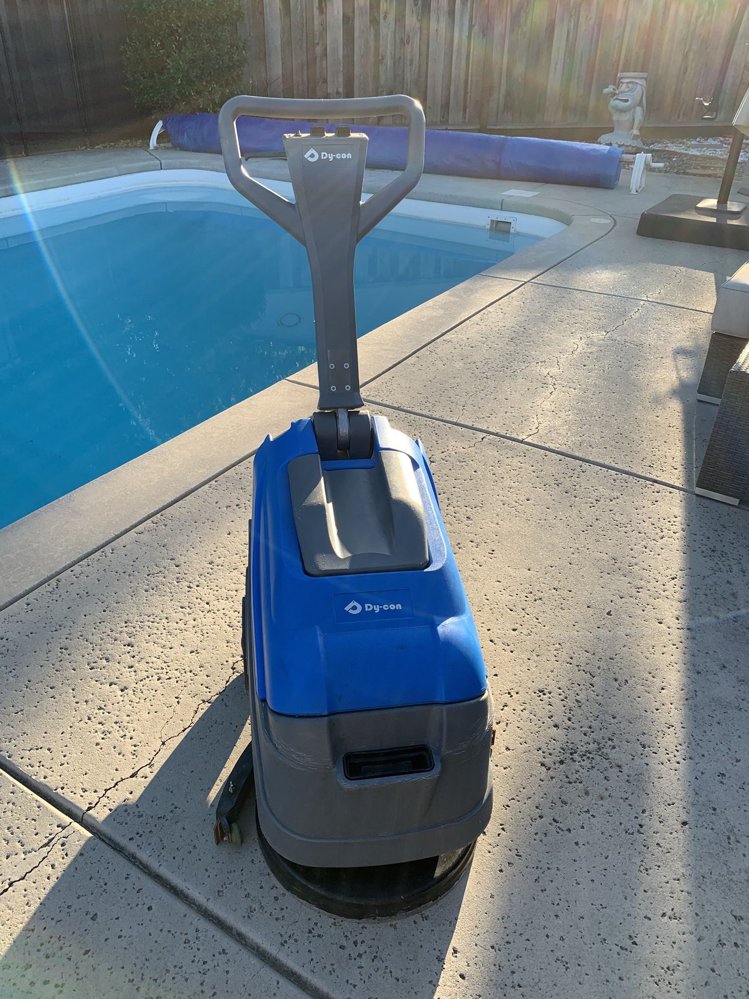 Bolton Tools 17’’ 6 Gallon Compact Walk Behind Floor Scrubber Model FS17B-B