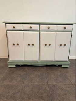 Buffett Sideboard