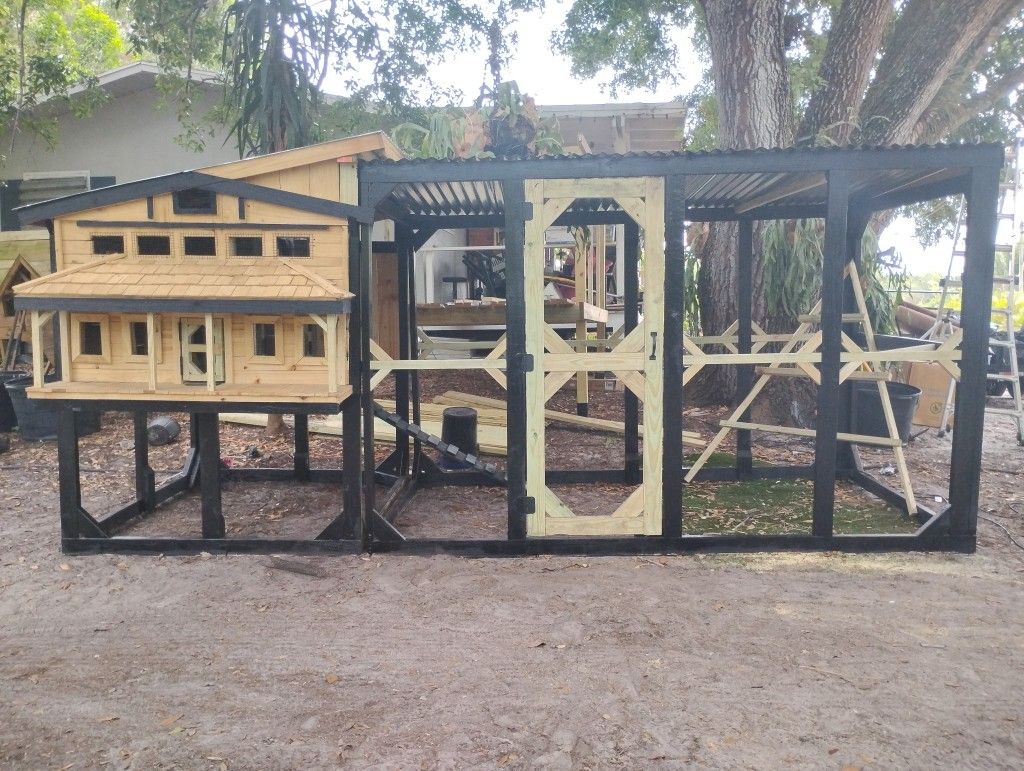 Custom Walk In Chicken Coop Bird Aviary House