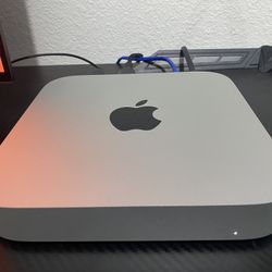 2023 Apple Mac Mini with Apple M2 Chip, 10 Gigabit Ethernet port, 8-core CPU (8GB RAM, 256GB SSD Storage) in great condition