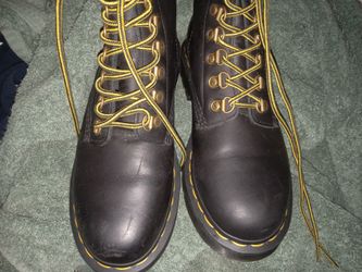 Dr. Martens Black 1460 Pascal Wintergrip Fur-Lined Boots - Women's Size 7