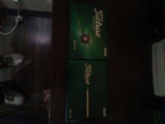 All New Titleist AVX golf Balls