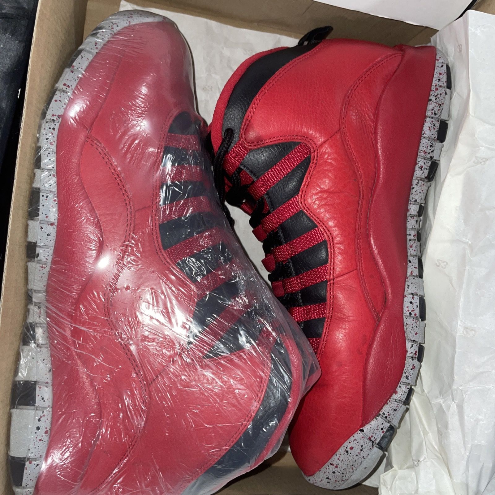 Air Jordan 10 Retro 30th Gym Red / Black Wolf Grey Size 10.5