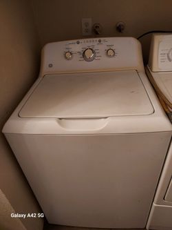 GE agitated washer.