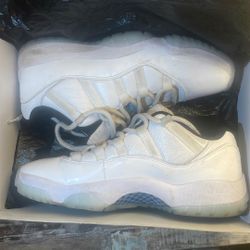 Jordan 11 Legend Blues Used