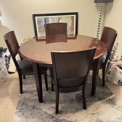 Dining Table (With 5 Chairs And Table Leaf)