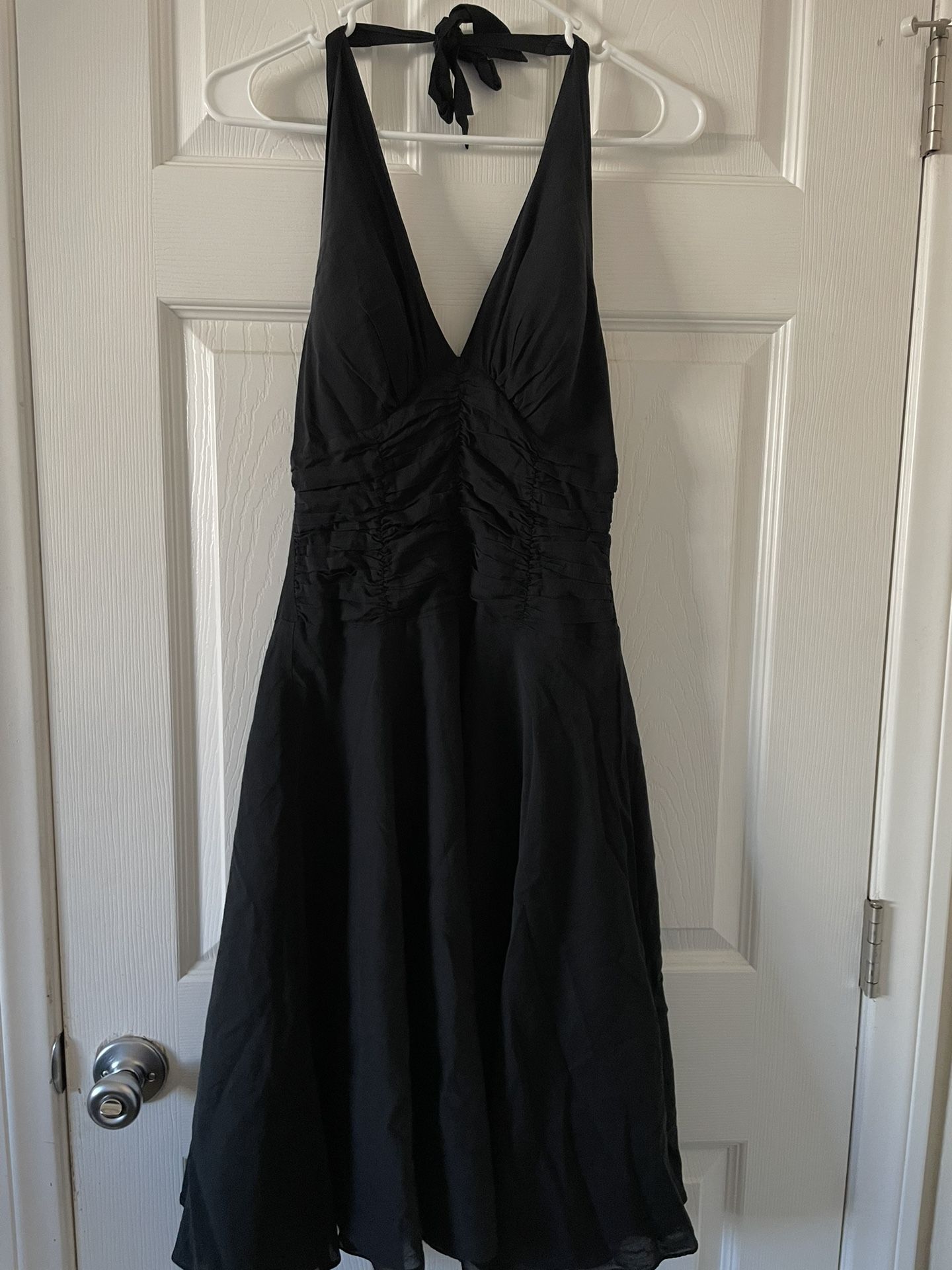 Women’s XS Size 2 Little Black Halter Dress Ruched Waist Flowy Skirt