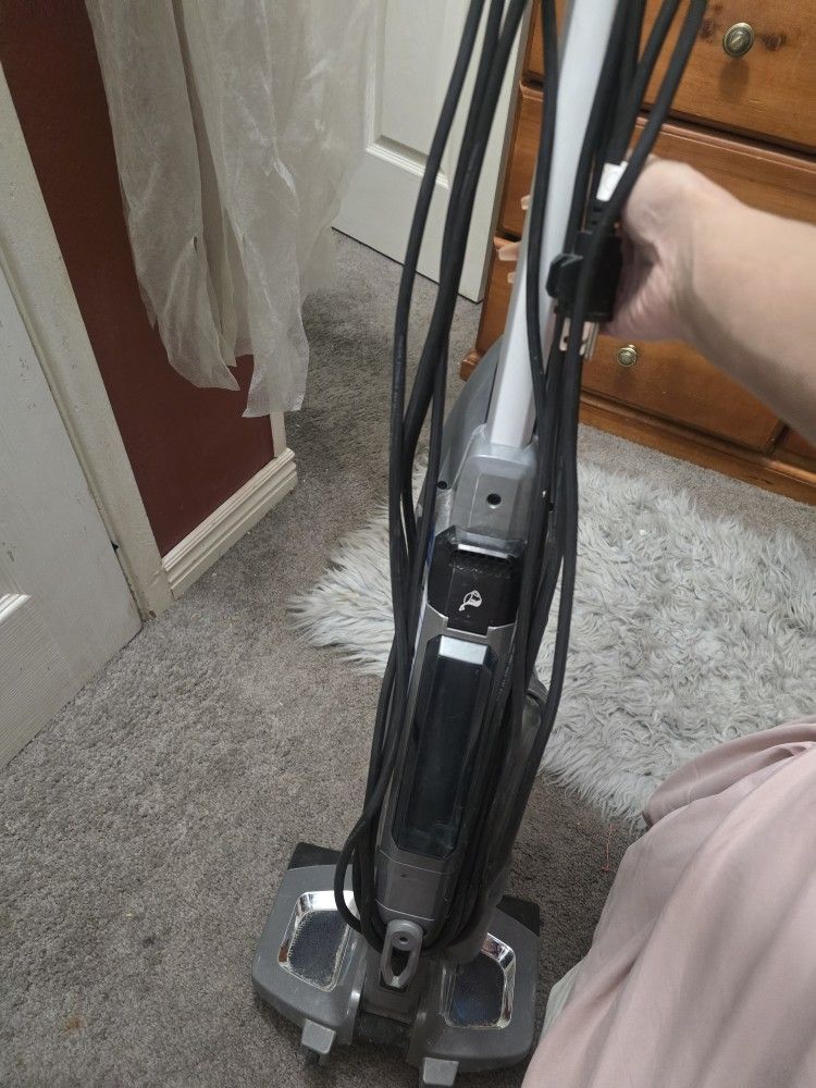 Bissell Vacuum $15