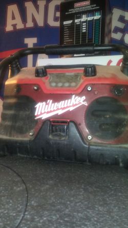 Milwaukee work stereo