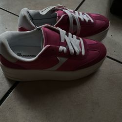 Teniz nuevoz Size 9
