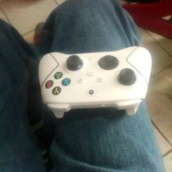 X-Box   controller 