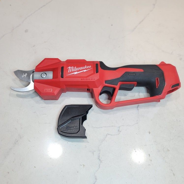 MilwaukeeM12 12V Cordless Brushless Pruner Shears (Tool Only)