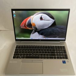 HP Elitebook I7 laptop w/512GB Drive & 32GB RAM