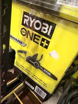 $170 Ryobi 18 volt brushless cordless 12” chainsaw kit