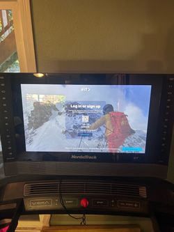NordicTrack Commercial 2450