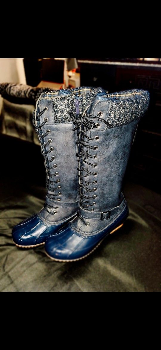 Snow Boots