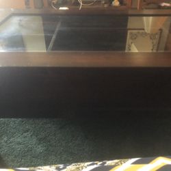 Wooden Coffee Table With Pull Out Display Drawer