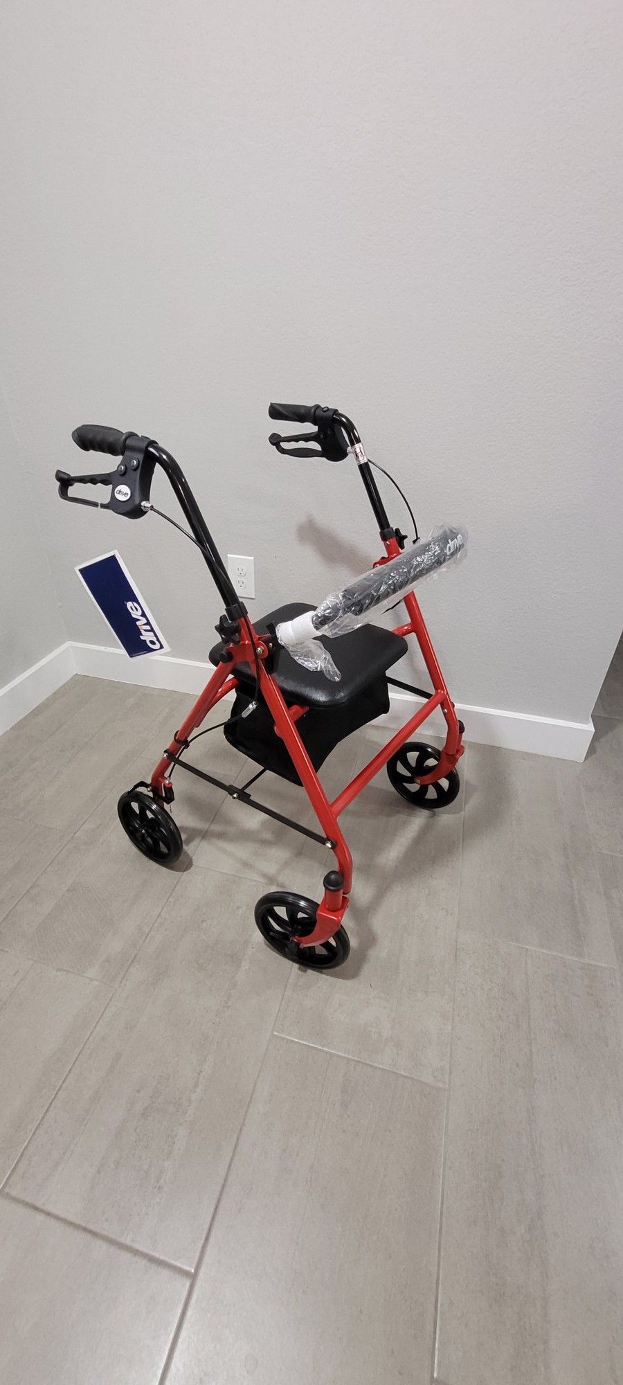 Walker Rollator (NEW)