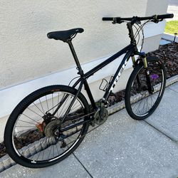 TREK Mountain Bike 29x2.20" -  2017   (Frame Size 19 - Rider Height 5’9” / 6’2”) 