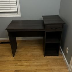 Desk With Chair Included