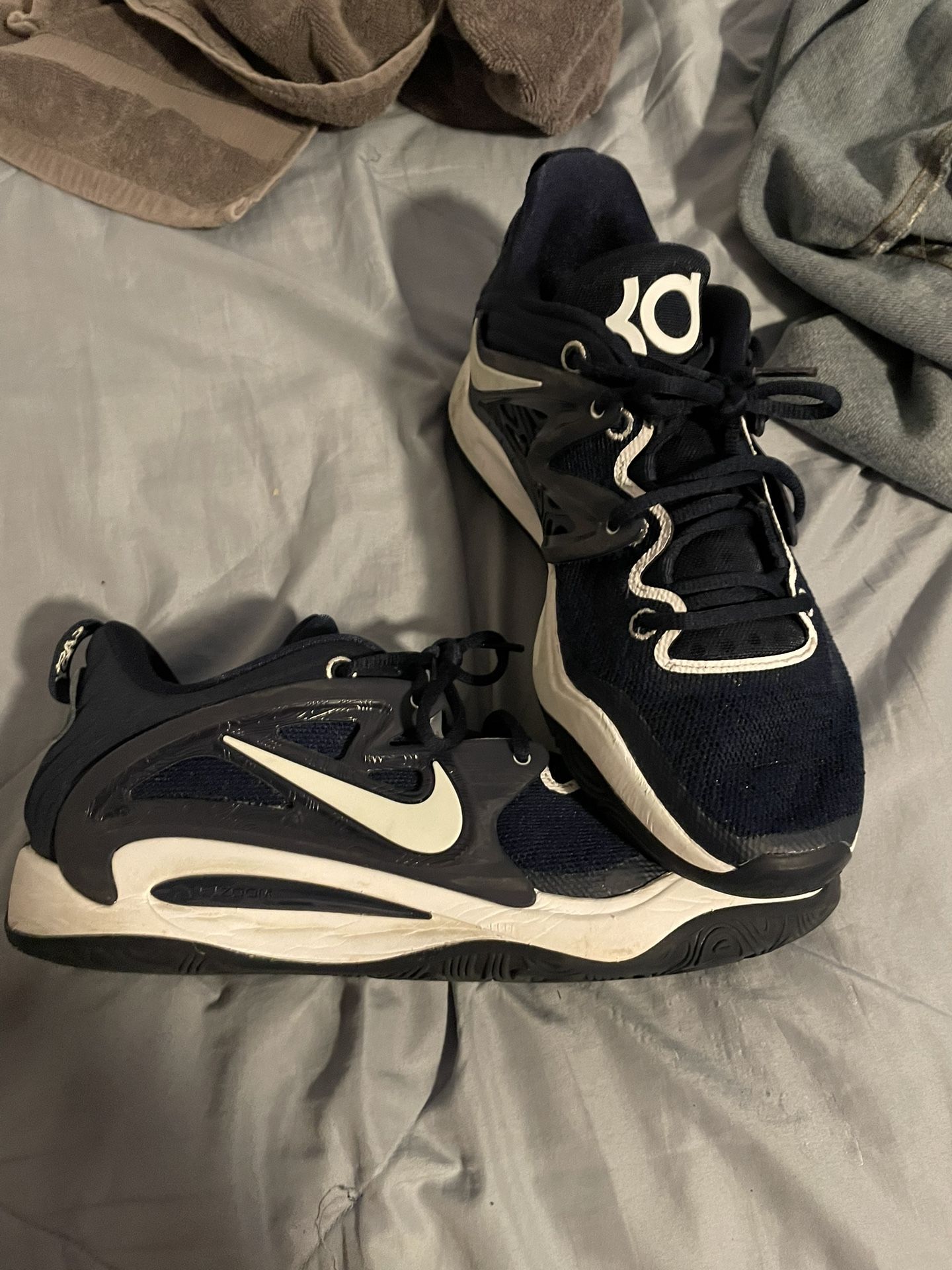 KD 15 Navy Blue Size 10.5