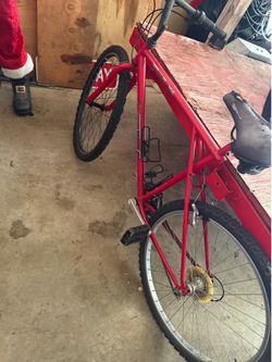 gt bike  needs air