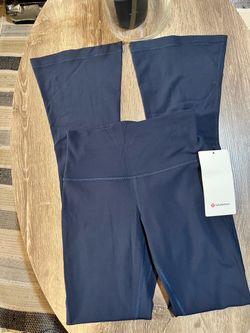 Lululemon Align High-Rise Mini Flare Pant 32” in True Navy Size 4 New with tags