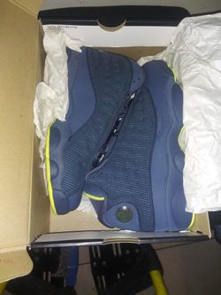 AIR JORDAN 13 RETRO SIZE 6.5Y