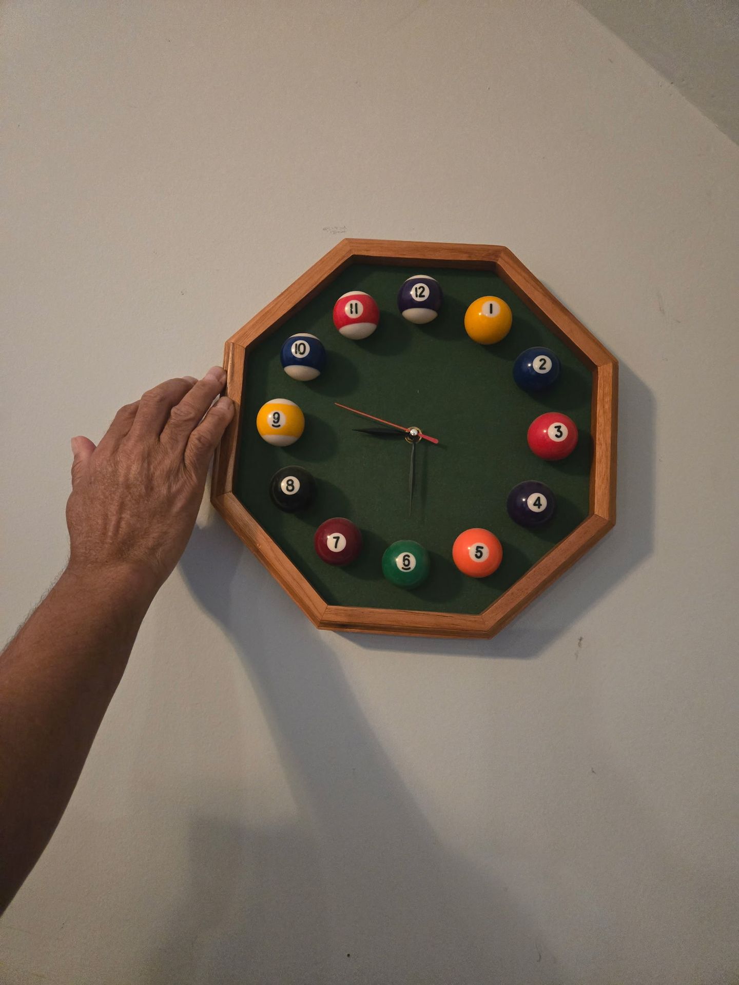 Pool ball clock