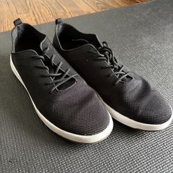 Perry Ellis Tread Sneaker - Size M10