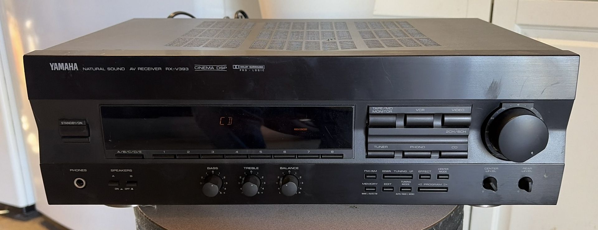 YAMAHA RX-393 NATURAL SOUND AV RECEIVER! NICE!