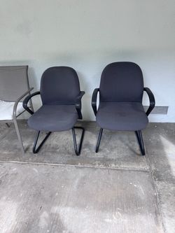 Office waiting room chairs ￼