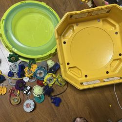 Beyblade Arena And Spiners