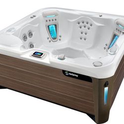 Hot Springs Newer 6-seater Spa