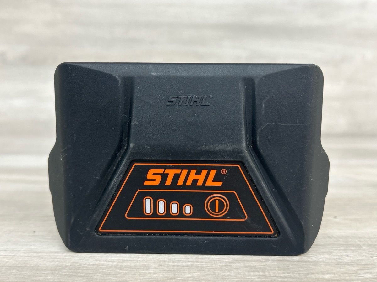 STIHL AK10 BATTERY (PO1020560)