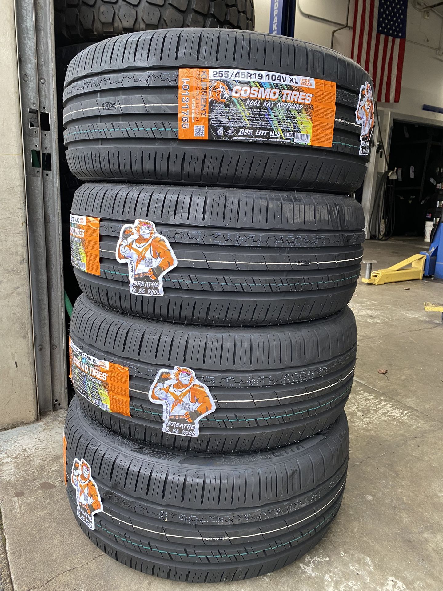 4 New Tires 255/45R19 Cosmo Kurrent EV Rated