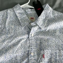 Levi’s Button Up