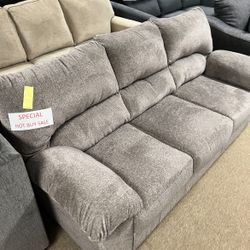 Stunning Stylish Nice Couch 