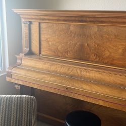 Free Story And Clark Upright Piano