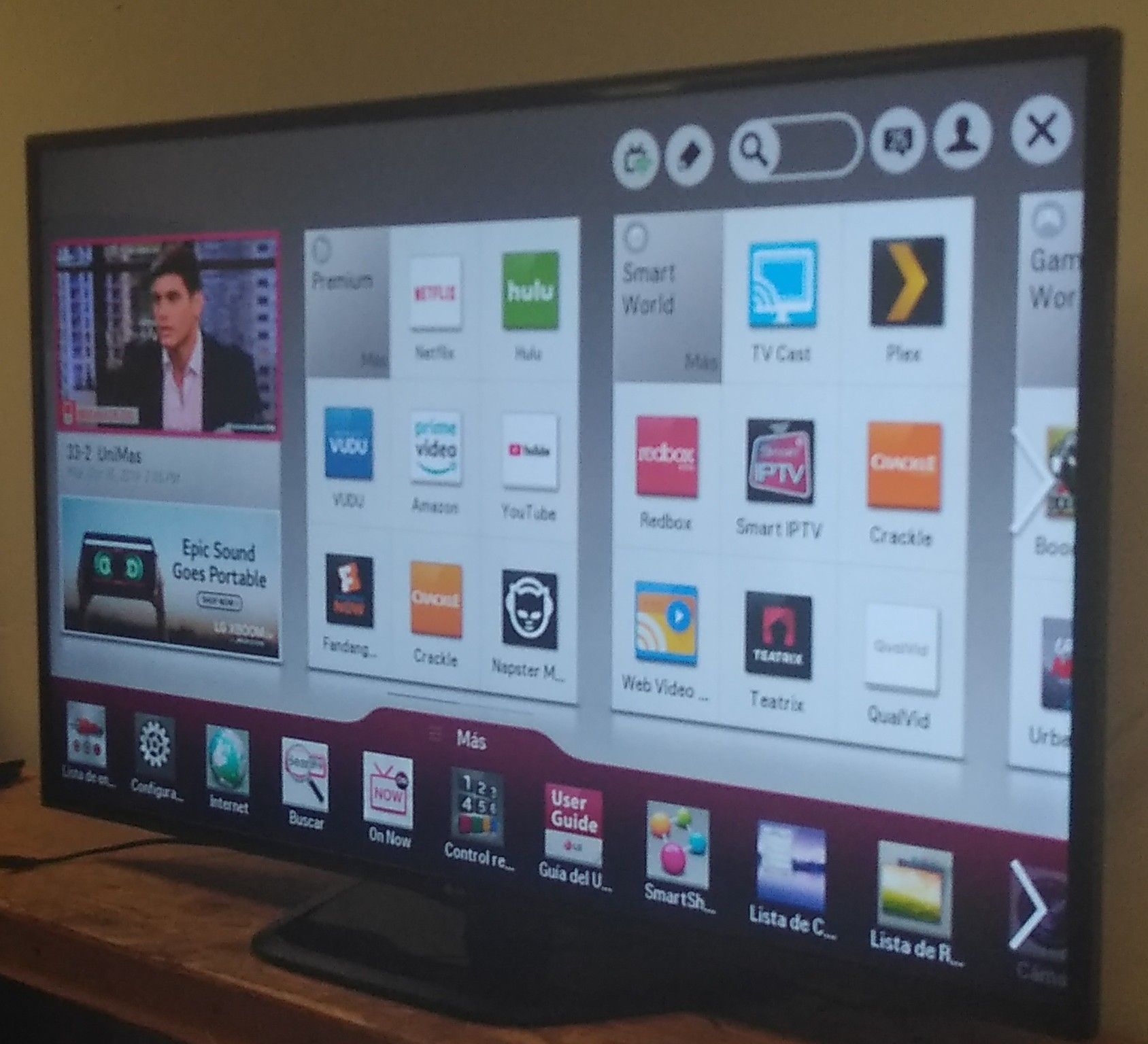 ⬅️SMART TV LG 60" LED ULTRA SLIM WITH SCREEN MIRRORING DIGITAL FULL HD 1080p ( Negotiable )➡️