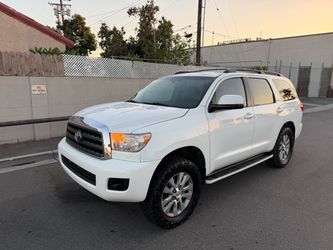2009 Toyota Sequoia SR5