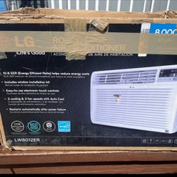 8000 BTU Air conditioner 