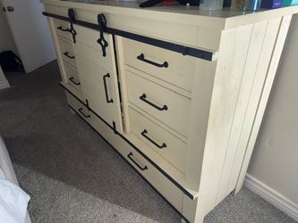 Dresser + matching nightstand