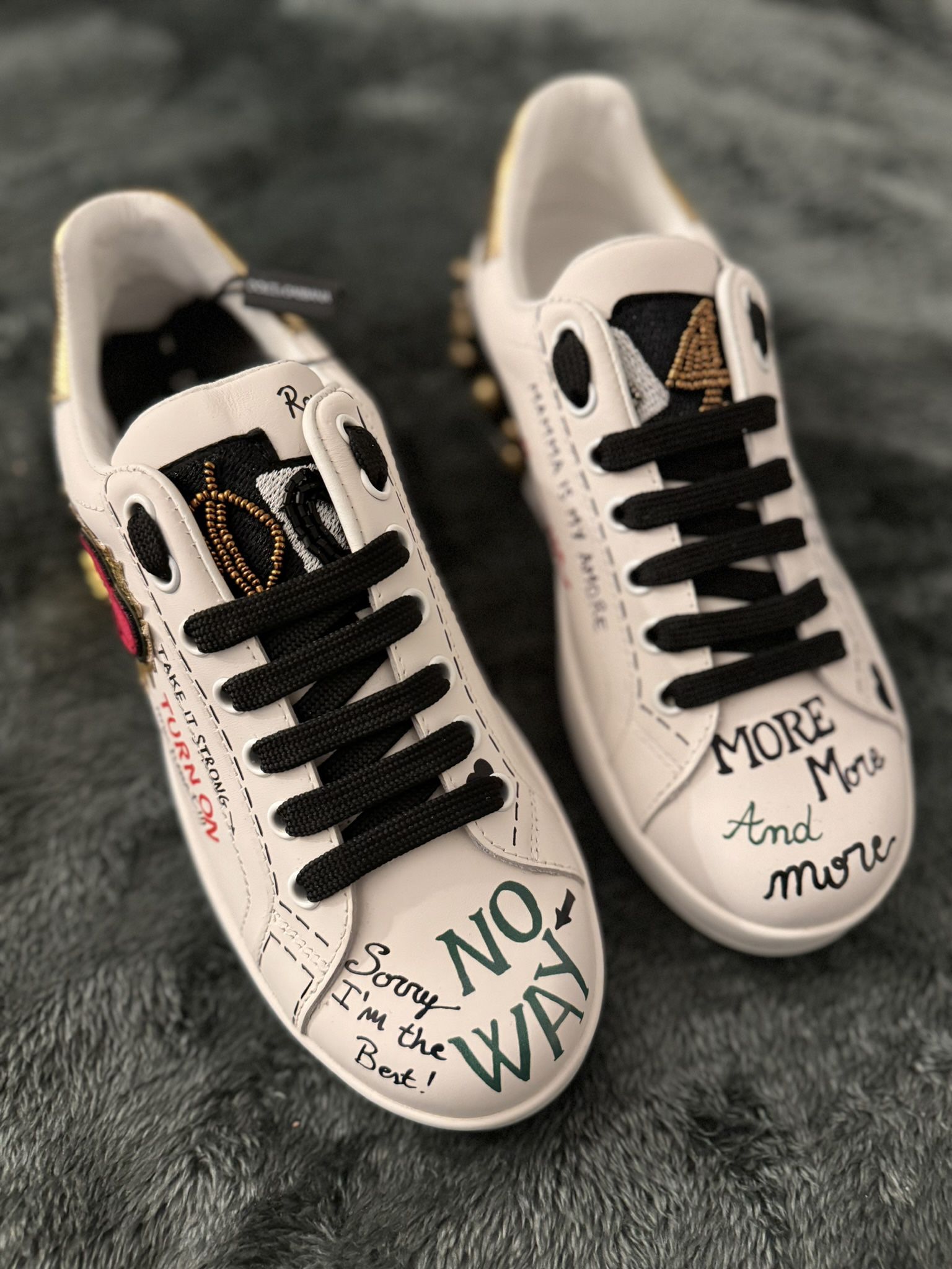 Unused Dolce And Gabbana Women’s Graphic Sneakers