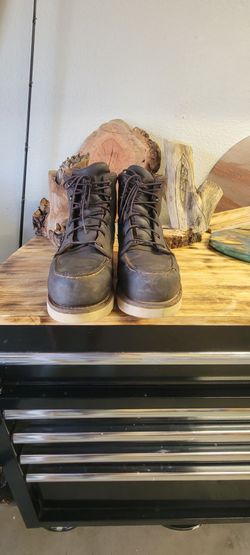 Red wing boots  11 1/2  D