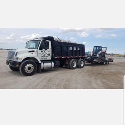 Bobcat Y Camion