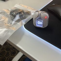 Free New Earbuds Gift 