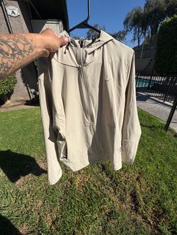 worn 1x hoodies and windbreakers nike, polo