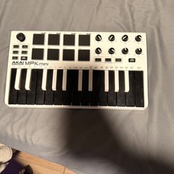 Akai Professional MPK Mini MK III Limited Edition White 25-key Keyboard Controller