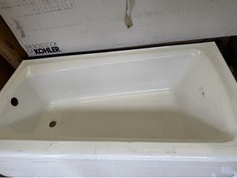 Kohler 60x32LH cast iron bathtub